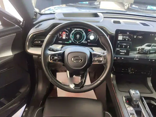 GAC Trumpchi GS8 — Фото автомобиля 10