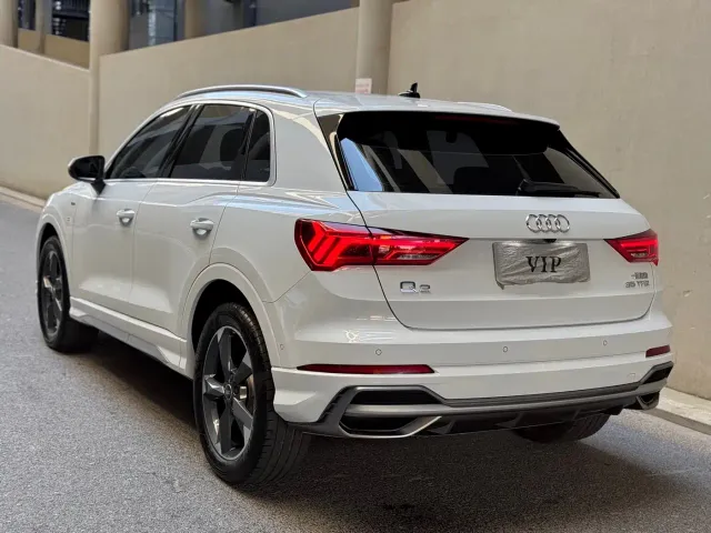 Audi Q3 — Фото автомобиля 4