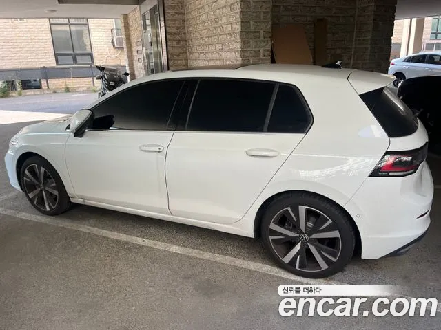 Volkswagen Golf 8th Gen — Фото автомобиля 5