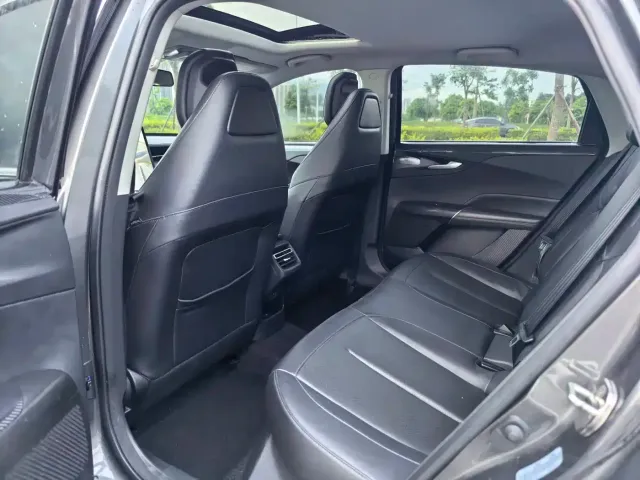 Changan Lamore — Фото автомобиля 5