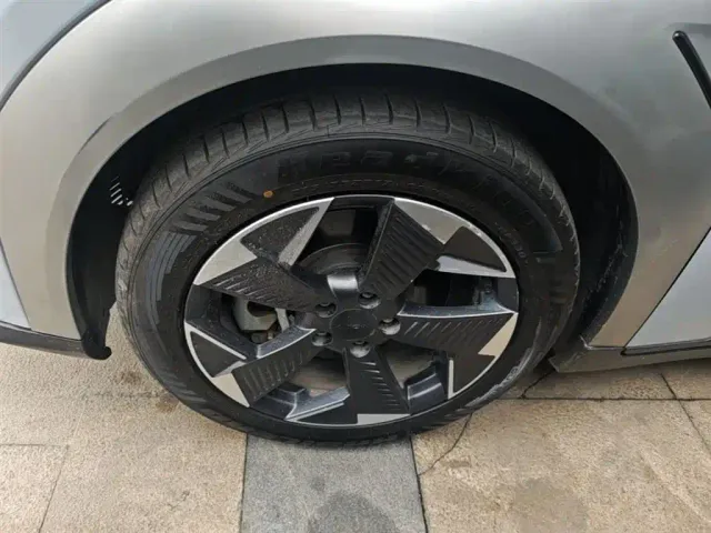 GAC Aion Y — Фото автомобиля 22