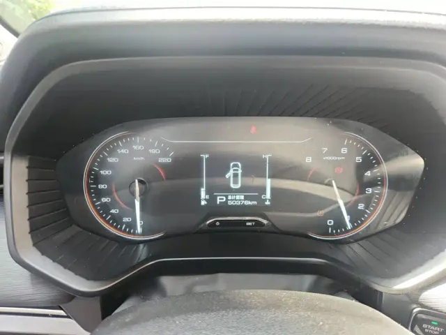 Wuling Jiachen — Фото автомобиля 7