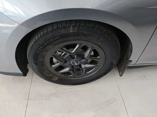 BYD Seal 05 DM-i — Фото автомобиля 22