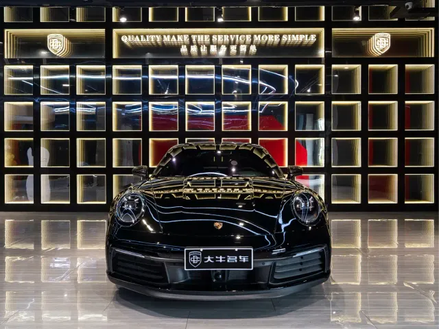 Porsche 911 — Фото автомобиля 2