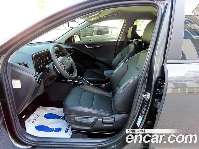 Kia Niro The All New — Фото автомобиля 5