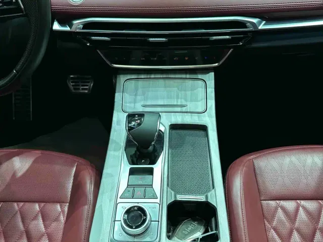 Jetour X70 Plus — Фото автомобиля 9