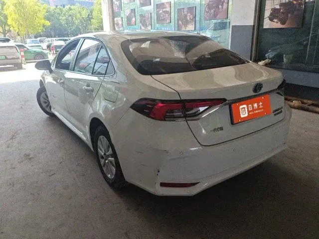 Toyota Corolla — Фото автомобиля 3