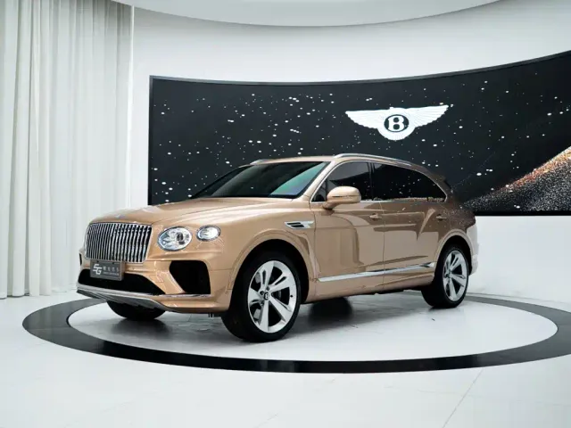 Фотография автомобиля — Bentley Bentayga
