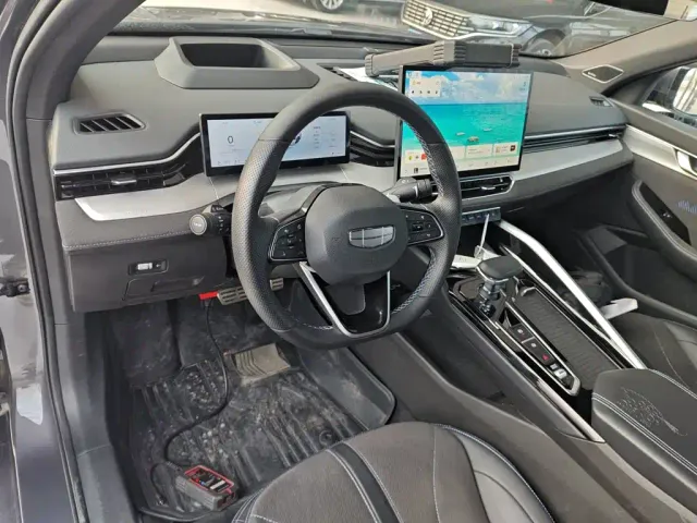Geely Xingrui — Фото автомобиля 5