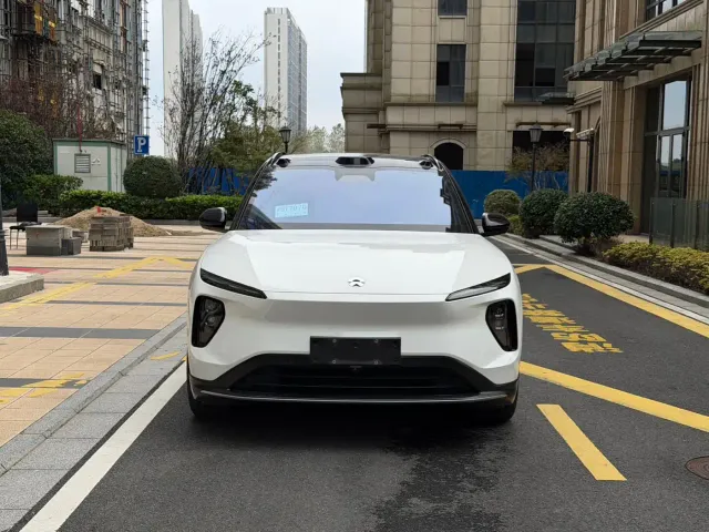 Nio ES6 — Фото автомобиля 3