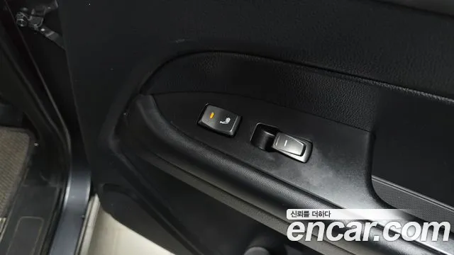 KG_Mobility_Ssangyong Rexton Новый Rexton Sport Khan Дизель 2.2 4WD — Фото автомобиля 19