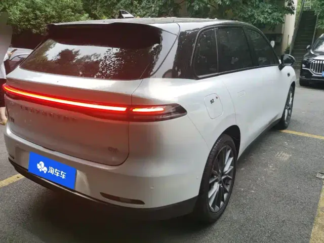 Leapmotor Leapmotor C10 2024 210 Smart Edition — Фото автомобиля 3