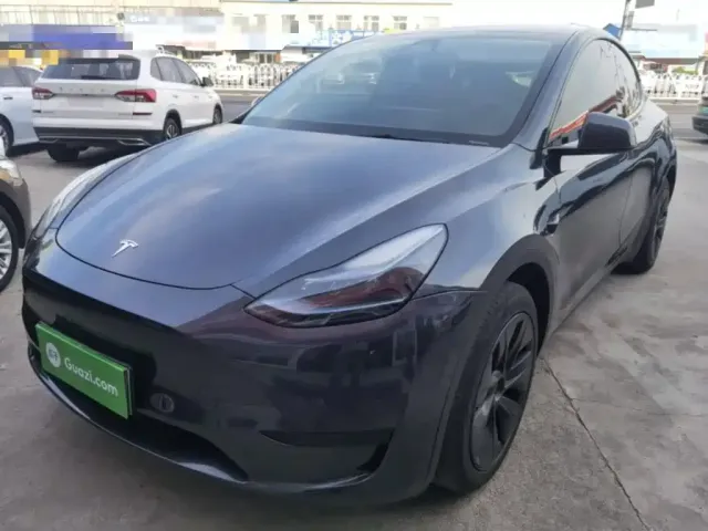 Фотография автомобиля — Tesla Model Y