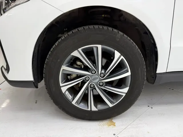 Geely Vision X6 — Фото автомобиля 8
