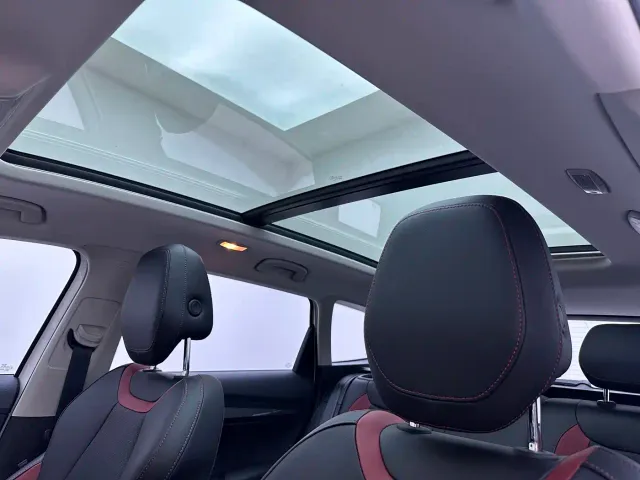 Skoda Karoq — Фото автомобиля 10