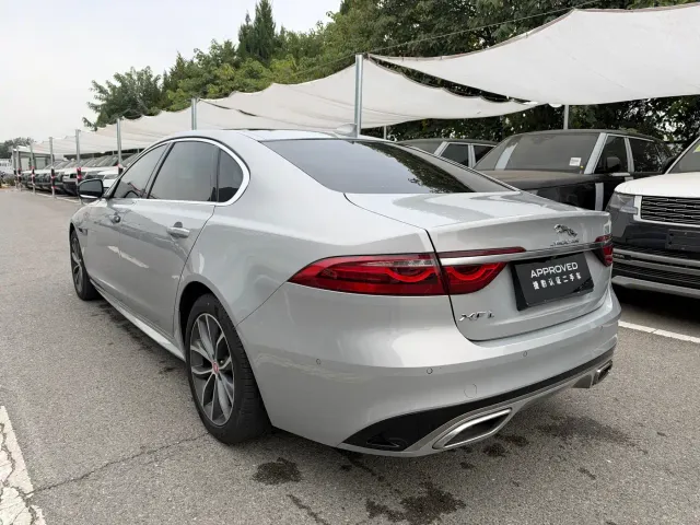 Jaguar XFL — Фото автомобиля 7
