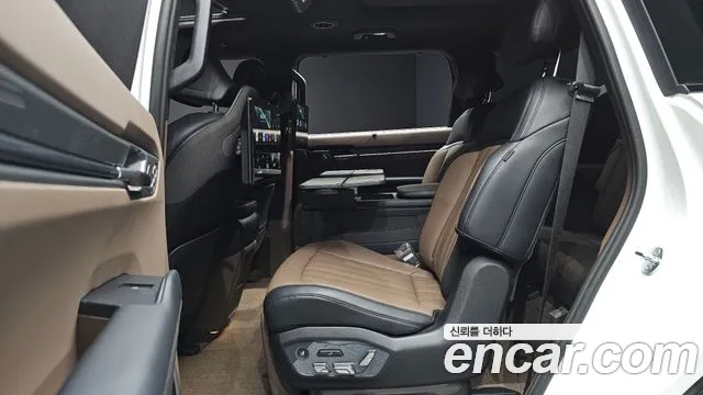 Kia EV9 Long Range 4WD — Фото автомобиля 9