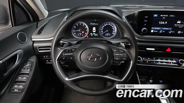 Hyundai Sonata Sonata (DN8) 2.0 LPG(Для проката) — Фото автомобиля 14