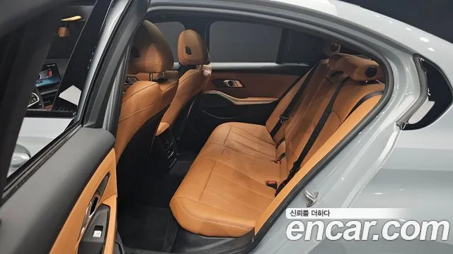 BMW 3-Series 3 серия (G20) 320i M Sport — Фото автомобиля 12