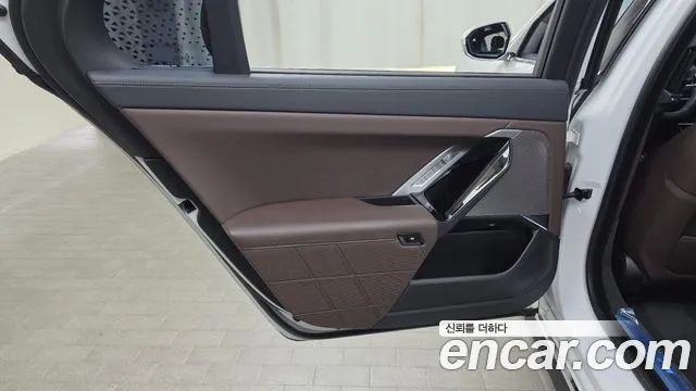 BMW 7-Series 7 серия (G70) 740i sDrive M Sport — Фото автомобиля 21
