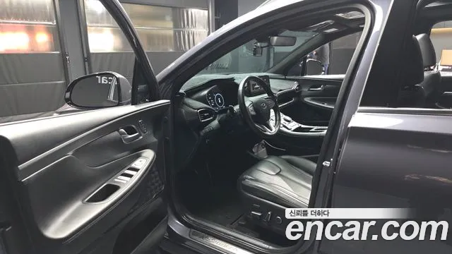 Hyundai Santafe Новый Santa Fe — Фото автомобиля 10