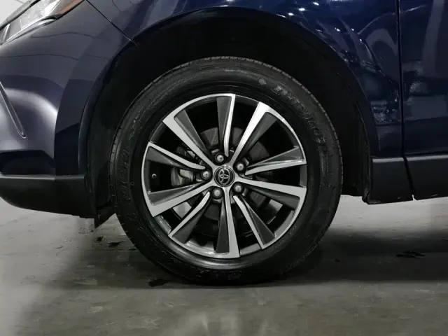 Toyota Harrier — Фото автомобиля 17