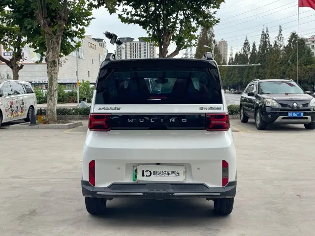 Wuling Hongguang Mini EV — Фото автомобиля 7