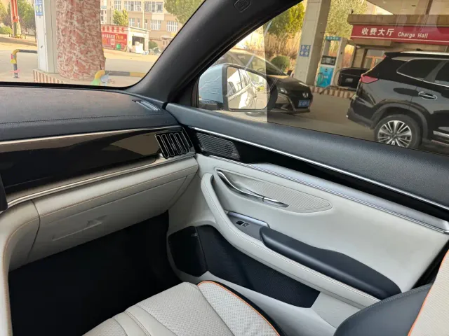 BYD Song PLUS — Фото автомобиля 11