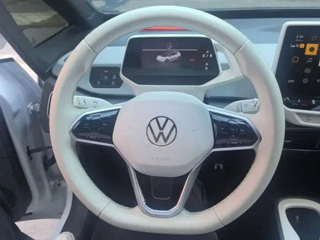 Volkswagen ID.3 — Фото автомобиля 10