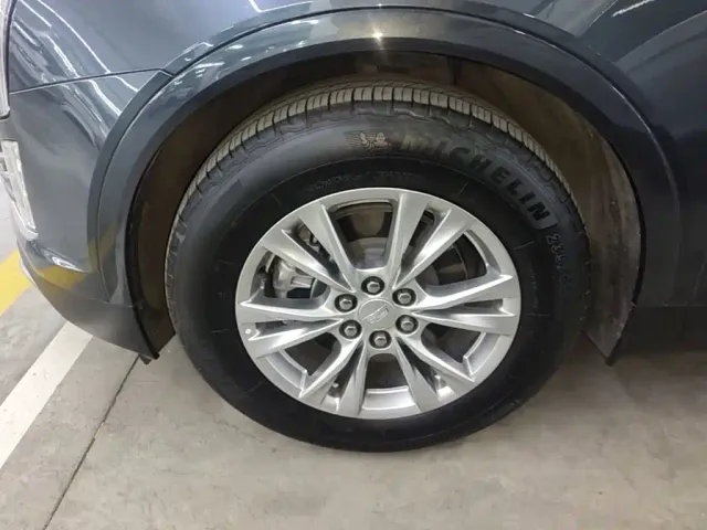 Cadillac XT5 — Фото автомобиля 22