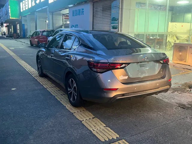 Nissan Sylphy — Фото автомобиля 4