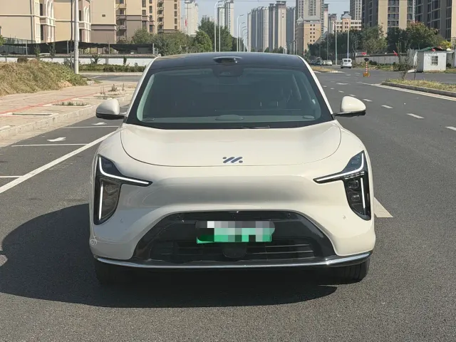 IM Motors LS6 — Фото автомобиля 3