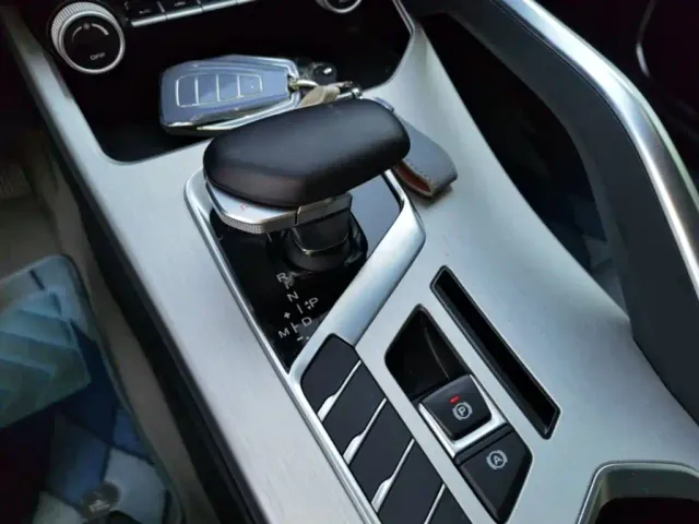 Geely Binyue — Фото автомобиля 13