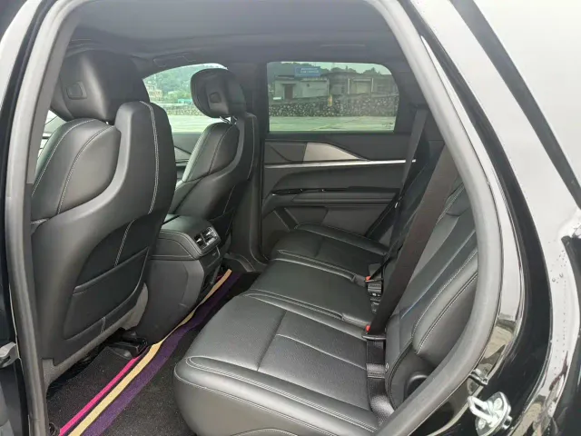 Cadillac XT5 — Фото автомобиля 6
