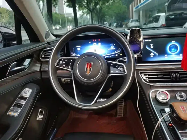 Hongqi H9 — Фото автомобиля 6