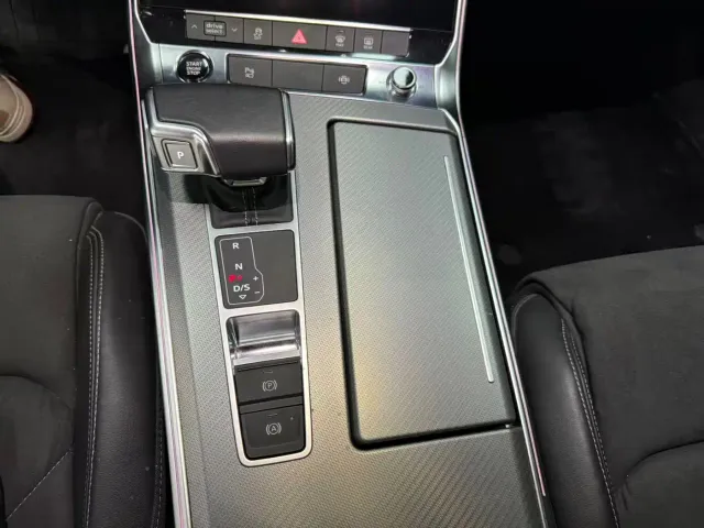 Audi Audi A7L 2024 45TFSI S-line Dream Edition Crystal Package — Фото автомобиля 8