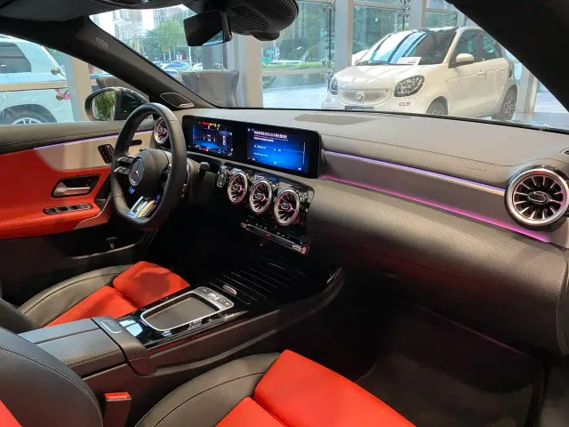 Mercedes-Benz CLA-Class AMG — Фото автомобиля 12