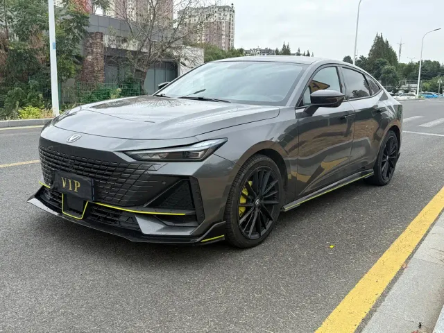 Фотография автомобиля — Changan UNI-V