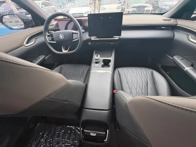 Changan Eado — Фото автомобиля 14