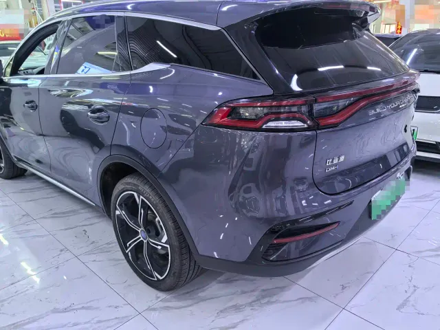 BYD Tang — Фото автомобиля 4