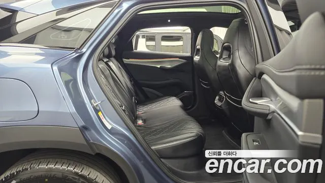 BYD Sealion 7 — Фото автомобиля 12