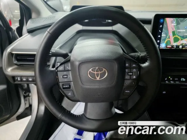 Toyota Prius 5th Gen — Фото автомобиля 11