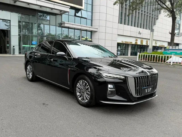 Hongqi H5 — Фото автомобиля 5