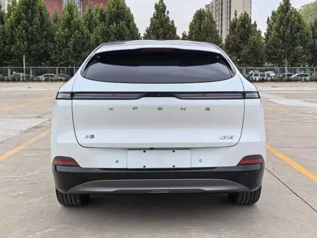 Xpeng G6 — Фото автомобиля 8