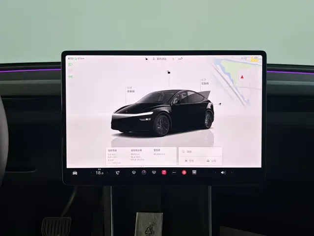 Tesla Model Y — Фото автомобиля 25