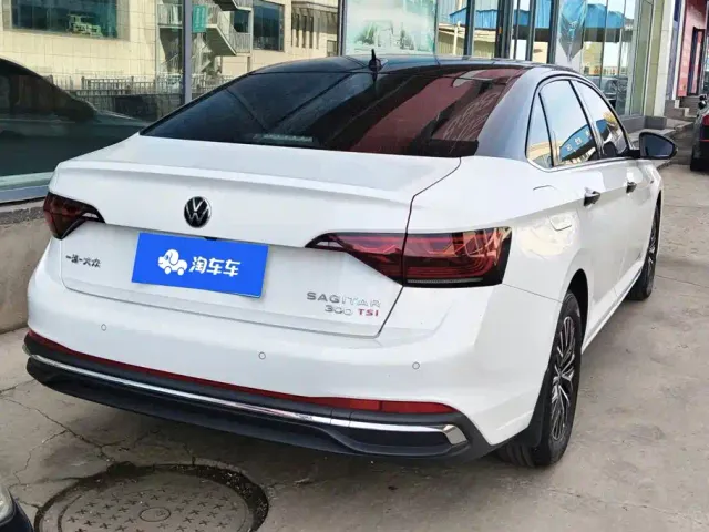 Volkswagen Sagitar — Фото автомобиля 3