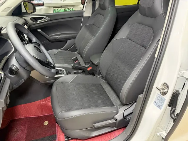 Volkswagen T-Cross — Фото автомобиля 8