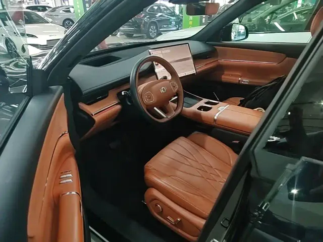 Changan Qiyuan Q07 — Фото автомобиля 15
