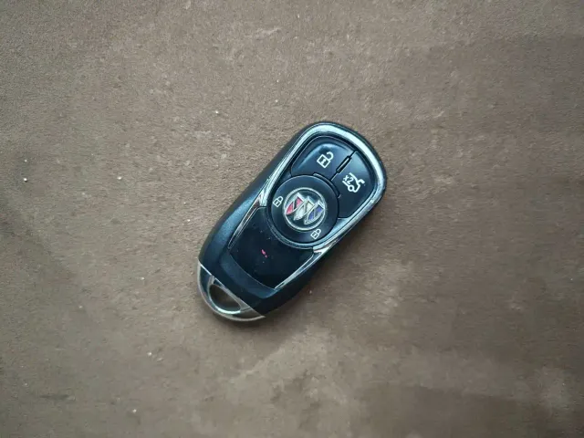 Buick Regal — Фото автомобиля 15