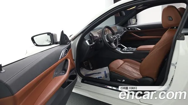BMW 4 Series G22 — Фото автомобиля 15